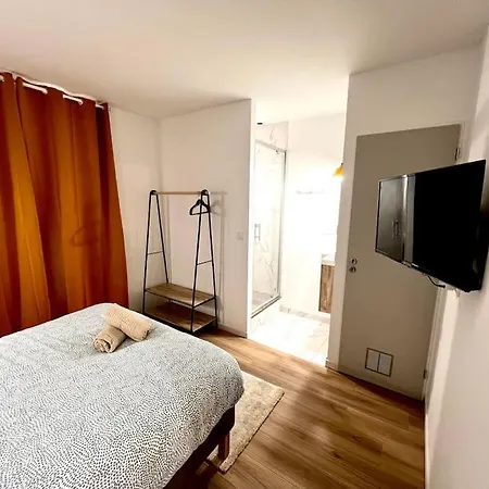 Apartamento Le Lego, 3 Chambres, 8 Personnes Et Parking, Centre Grenoble