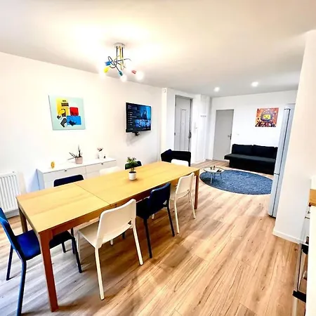 Le Lego, 3 Chambres, 8 Personnes Et Parking, Centre * Grenoble