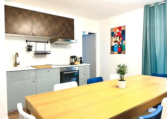 Le Lego, 3 Chambres, 8 Personnes Et Parking, Centre גרנובל